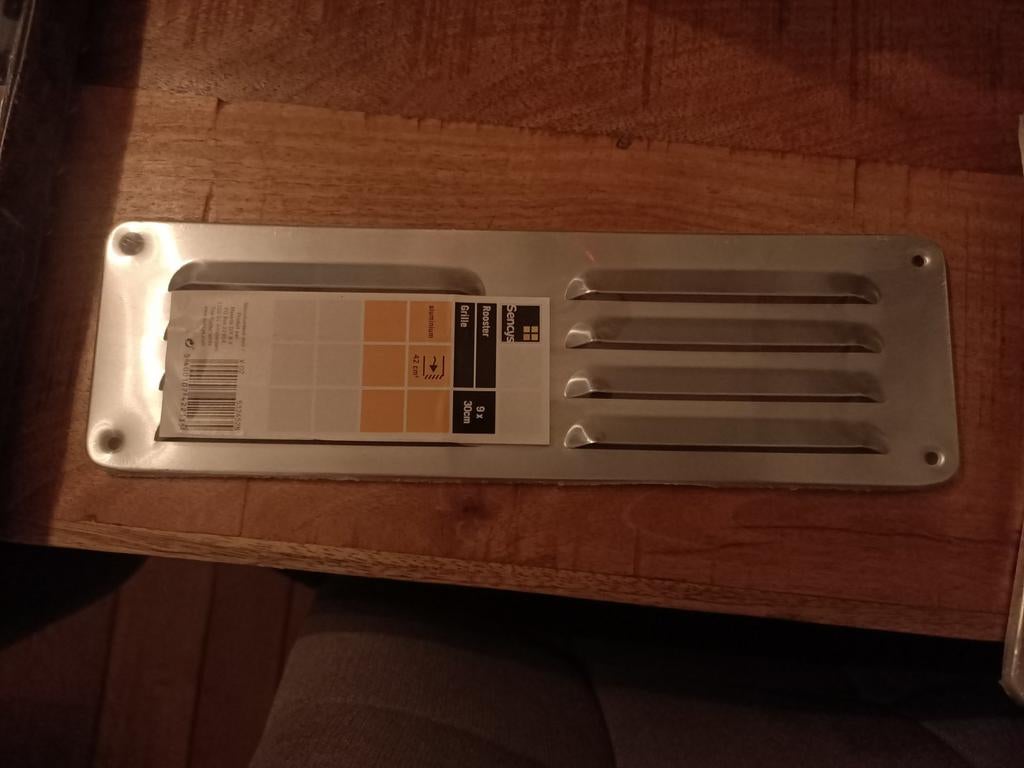 Ventilatie rooster 9x30cm, Ophalen