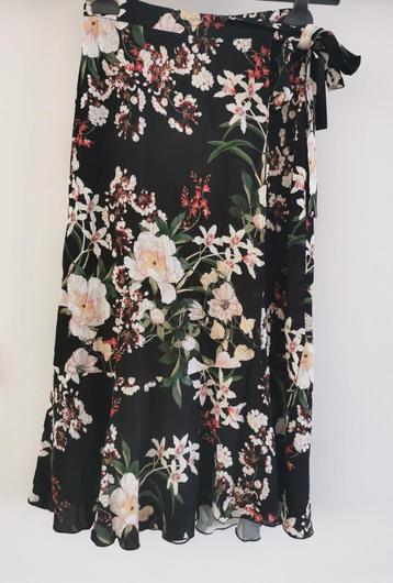 ZARA overslag rok met volants mt. S  beschikbaar voor biedingen