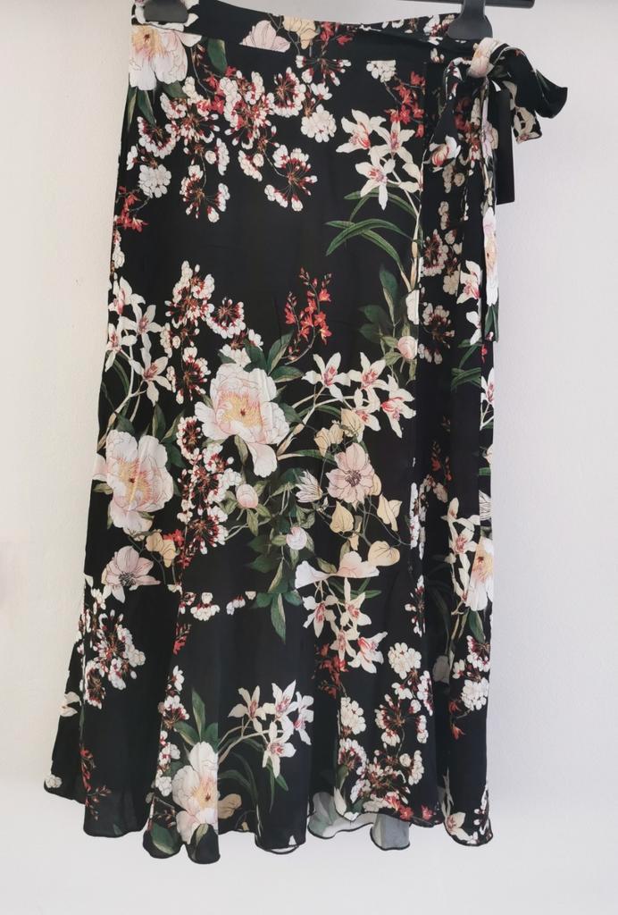 ZARA overslag rok met volants mt. S, Kleding | Dames, Rokken, Nieuw, Maat 36 (S), Overige kleuren, Onder de knie, Verzenden