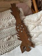 Houtsnijwerk: houten wanddecoratie met speciale vormgeving, Ophalen of Verzenden