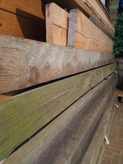 Balken en planken., Tuin en Terras, Palen, Balken en Planken, Zo goed als nieuw, Balken, 250 cm of meer, Ophalen of Verzenden