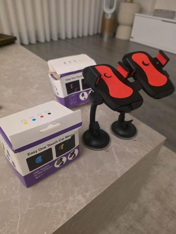 Autohouder - Nieuw in doos! 2 stuk 5 euro beschikbaar voor biedingen