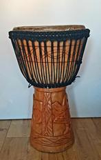 Grote Djembé Trommel met Houtsnijwerk, Ophalen of Verzenden, Gebruikt, Trommel