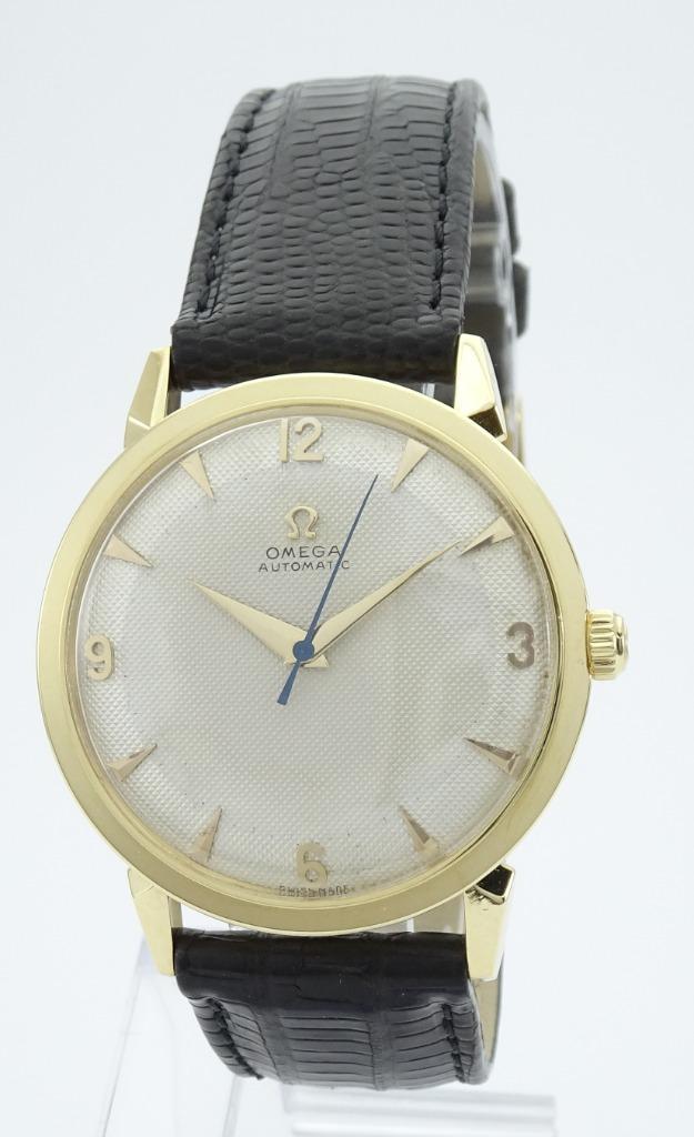 Omega 2710 Bumper 18 kt uit 1952 cal 354 Honeycomb dial, Sieraden, Tassen en Uiterlijk, Horloges | Antiek, Polshorloge, Omega