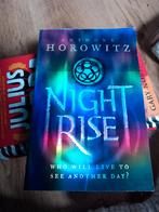 Anthony horrowitz night rise engels, Boeken, Avontuur en Actie, Ophalen of Verzenden, Zo goed als nieuw