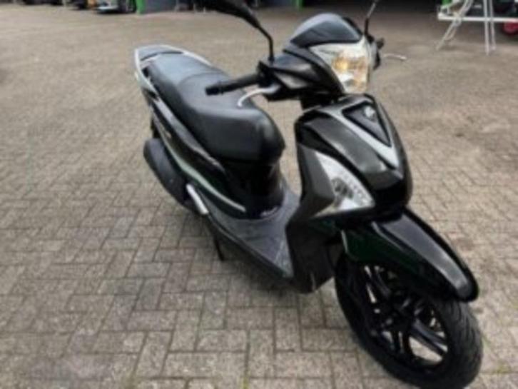 Sym Symphony ST, Fietsen en Brommers, Snorfietsen en Snorscooters, Gebruikt, SYM, Benzine, Ophalen