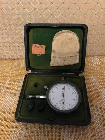 Antieke tachometer Hasler Zwitserland beschikbaar voor biedingen