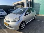 Toyota Aygo /Airco!, Auto's, Stof, Gebruikt, 4 stoelen, Origineel Nederlands