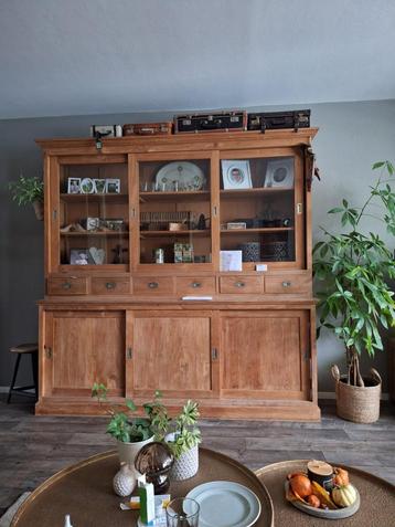SPOED!! Buffetkast, 2delige kast met deurtjes en lades, glas beschikbaar voor biedingen
