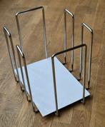 Metalen lectuurbak, merk Blomus, Huis en Inrichting, Woonaccessoires | Krantenbakken en Lectuurbakken, Ophalen, Zo goed als nieuw