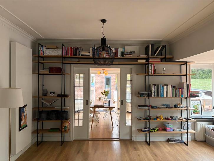 Boekenkast staal en eikenhout, Huis en Inrichting, Kasten | Boekenkasten, Gebruikt, 200 cm of meer, 200 cm of meer, 25 tot 50 cm