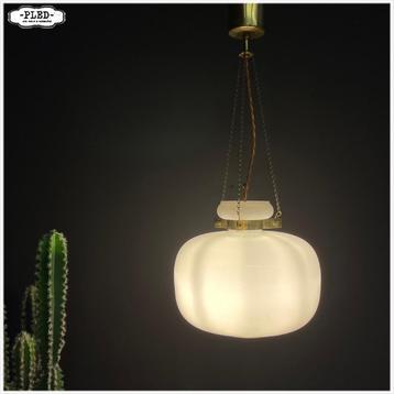 Vintage opaline hanglamp - seventies - Tsjechie beschikbaar voor biedingen
