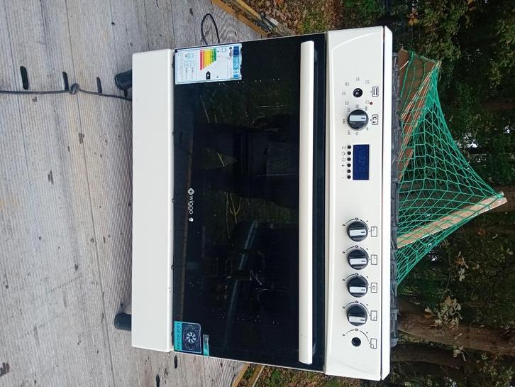 Mooie gasfornuis met grote oven, Witgoed en Apparatuur, Fornuizen, Gebruikt, Vrijstaand, Gas, 5 kookzones of meer, 90 tot 95 cm