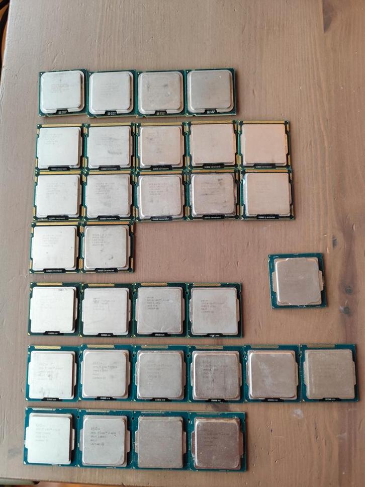 Partij Intel CPU’s – i3 / Core 2 Quad – 31 stuks, Computers en Software, Processors, Gebruikt, 4-core, 3 tot 4 Ghz, Ophalen of Verzenden