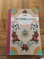 Leuk tattoo ontwerpen boek, Ophalen of Verzenden, Zo goed als nieuw