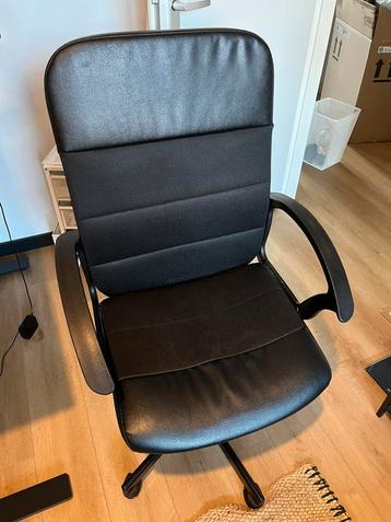 Ikea bureastoel beschikbaar voor biedingen