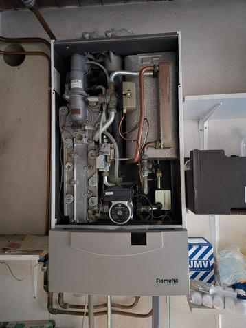 Remeha Quinta, model 28c. Uit 2004. beschikbaar voor biedingen
