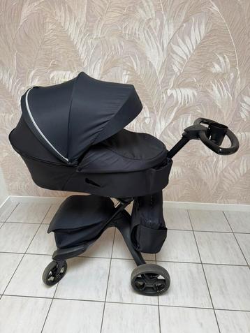 Stokke Xplory Rich Black met accessoires beschikbaar voor biedingen