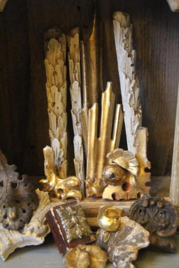 Antieke franse 18e 19e eeuwse bois dore ornament ornamenten beschikbaar voor biedingen