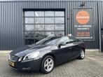 Volvo S60 1.6 T4 Momentum AUTOMAAT|NAVIGATIE|TREKHAAK|BLUETO, 179 pk, S60, Parkeersensor, Bedrijf