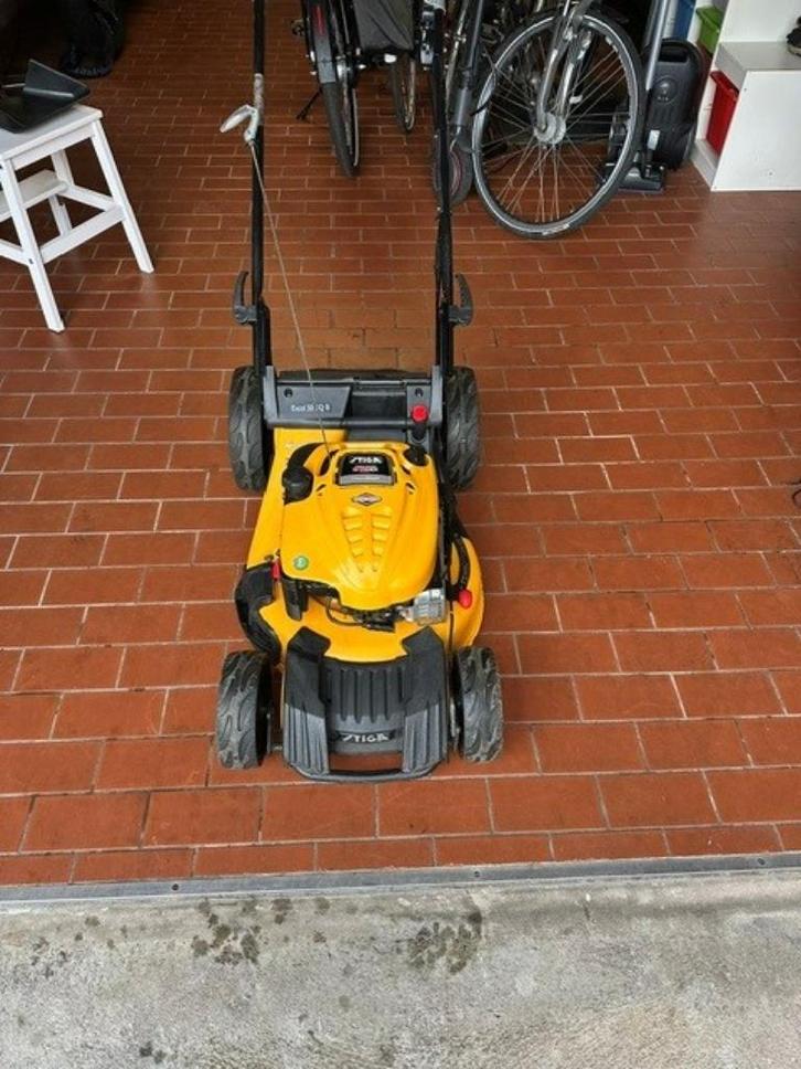 Grasmaaier, Tuin en Terras, Grasmaaiers, Gebruikt, Benzine-grasmaaier, 40 t/m 49 cm, Cirkelmaaier, Mulchfunctie, Opvangbak, Ophalen