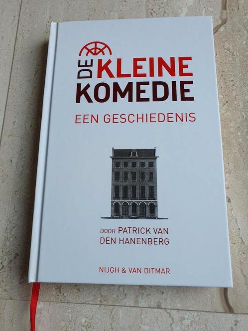 Patrick van den Hanenberg - De Kleine Komedie, Boeken, Overige Boeken, Zo goed als nieuw, Ophalen of Verzenden
