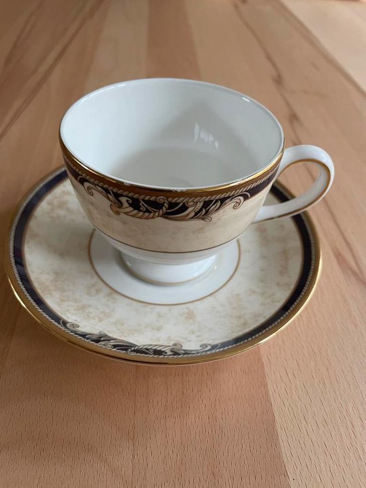 Wedgwood Cornucopia kop en schotel, Antiek en Kunst, Antiek | Servies los, Ophalen of Verzenden