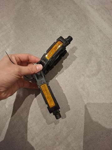 Wellgo fietstrappers – nieuwstaat – met reflectoren beschikbaar voor biedingen