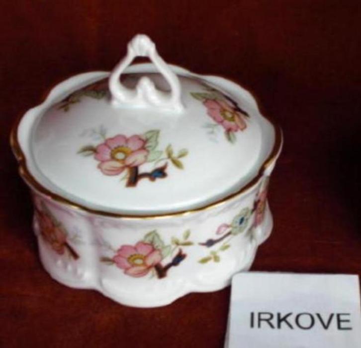 PRACHTIGE VERZAMELING DEKSEL DOOSJES * Allen Porselein! *, Verzamelen, Porselein, Kristal en Bestek, Zo goed als nieuw, Bord of Schaal