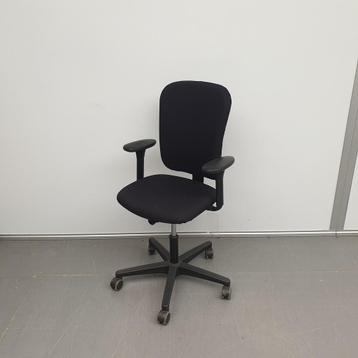Ahrend 160 bureaustoel (extra breed) - nieuwe stof zwart beschikbaar voor biedingen