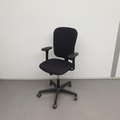 Ahrend 160 bureaustoel (extra breed) - nieuwe stof zwart, Huis en Inrichting, Bureaustoelen, Gebruikt