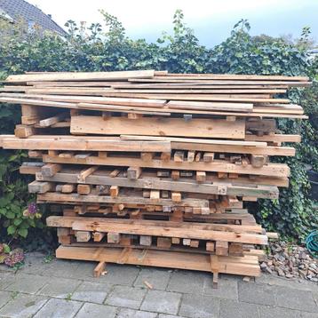 Grote Stapel Haardhout - Direct te gebruiken! beschikbaar voor biedingen