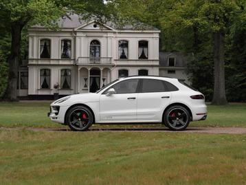 Porsche Macan 3.0 GTS | Pano-dak | SportDesign | Sport Chron beschikbaar voor biedingen