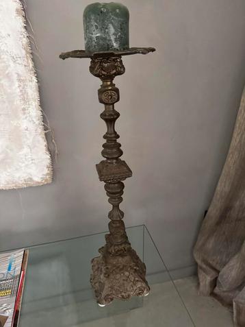 Unieke Antieke Zwaar Bronzen Kandelaar Marokko Shabby beschikbaar voor biedingen