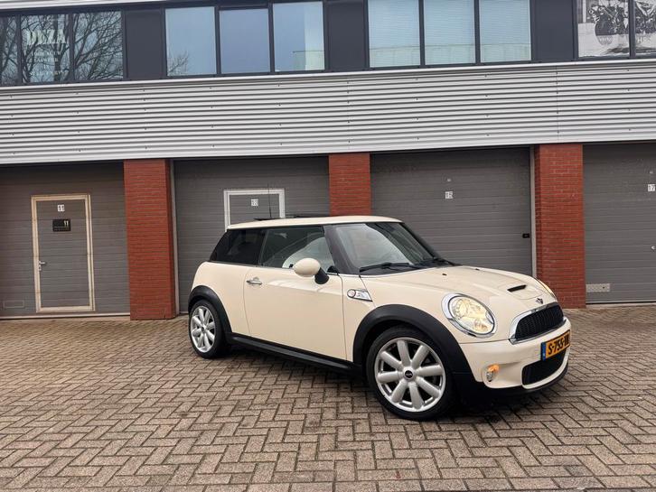 Mini cooper S 1.6 coupe, YOUNGTIMER, onderhoudsboekje, Auto's, Mini, Particulier, Cooper S, Airconditioning, Bluetooth, Centrale vergrendeling
