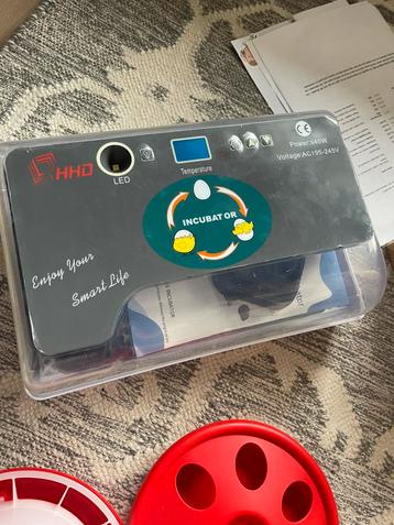 Complete set broedmachine warmteplaat inc alle accesoires beschikbaar voor biedingen