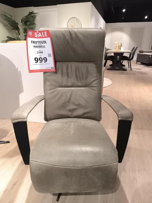 Relaxfauteuil, Huis en Inrichting, Fauteuils, Gebruikt, Leer, 50 tot 75 cm, Minder dan 75 cm, Ophalen