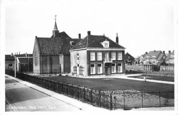 (304-002-013) Stellendam Ned Herv Kerk beschikbaar voor biedingen