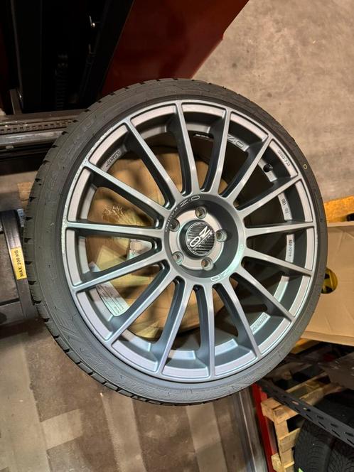 19” OZ Superturismo ultraleggera winterset golf 7 8 velgen, Auto-onderdelen, Banden en Velgen, Velg(en), Winterbanden, 19 inch