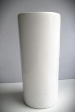 Vaas~Witte Cylinder Bloemenvaas~Gaaf~Keramiek~19,5 cm hoog, Huis en Inrichting, Woonaccessoires | Vazen, Minder dan 50 cm, Gebruikt