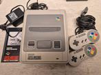 Super Nintendo SNES met twee controllers, Ophalen of Verzenden, Gebruikt, Met 2 controllers