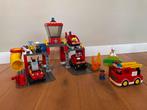 Lego Duplo brandweerkazerne 5601 en auto 10901, Ophalen, Zo goed als nieuw, Duplo