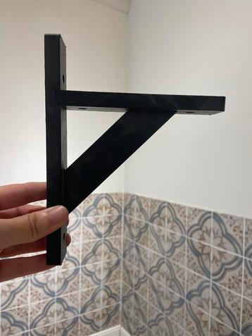 12x Plankensteunen Hout Zwart beschikbaar voor biedingen
