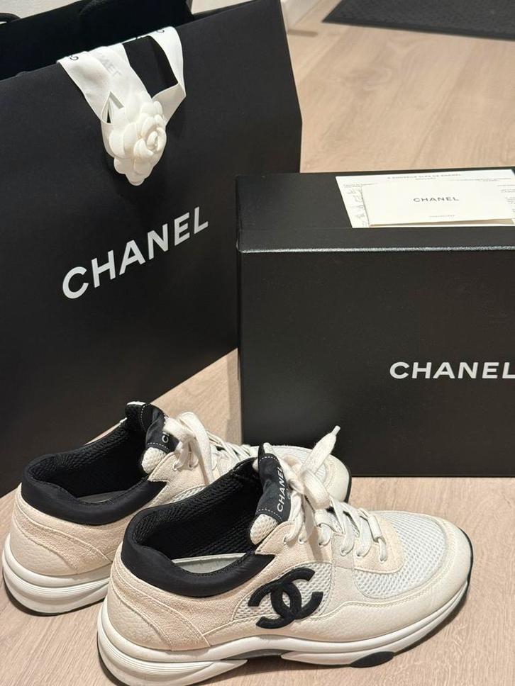️Chanel sneakers te koop️, Kleding | Dames, Schoenen, Zo goed als nieuw, Sneakers of Gympen, Ophalen
