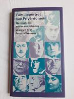 Claessens Familieportret van Privé-domein, Boeken, Literatuur, Ophalen of Verzenden, Zo goed als nieuw, Nederland