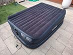 Intex opblaasbaar matras, Caravans en Kamperen, Luchtbedden, Ophalen, Ingebouwde pomp, Gebruikt, 2-persoons