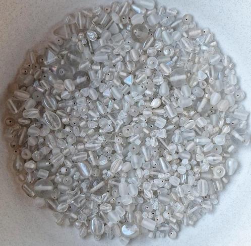 Ruim 1 kilo doorzichtige glas kralen 1-2 cm, Hobby en Vrije tijd, Kralen en Sieraden maken, Nieuw, Kraal, Verzenden