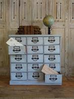 Oude ladenkast, Ophalen