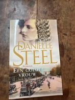 Een Goede Vrouw - Danielle Steel, Ophalen of Verzenden, Gelezen, Nederland