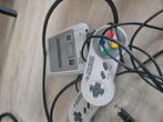 Super nirendo mini, Spelcomputers en Games, Spelcomputers | Nintendo Super NES, Ophalen of Verzenden, Zo goed als nieuw, Met 2 controllers